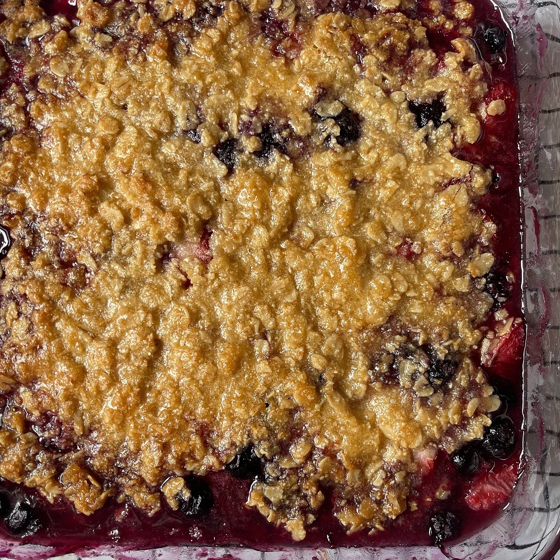 Gluten-Free Berry Crisp ~ The Best Summer Dessert Recipe