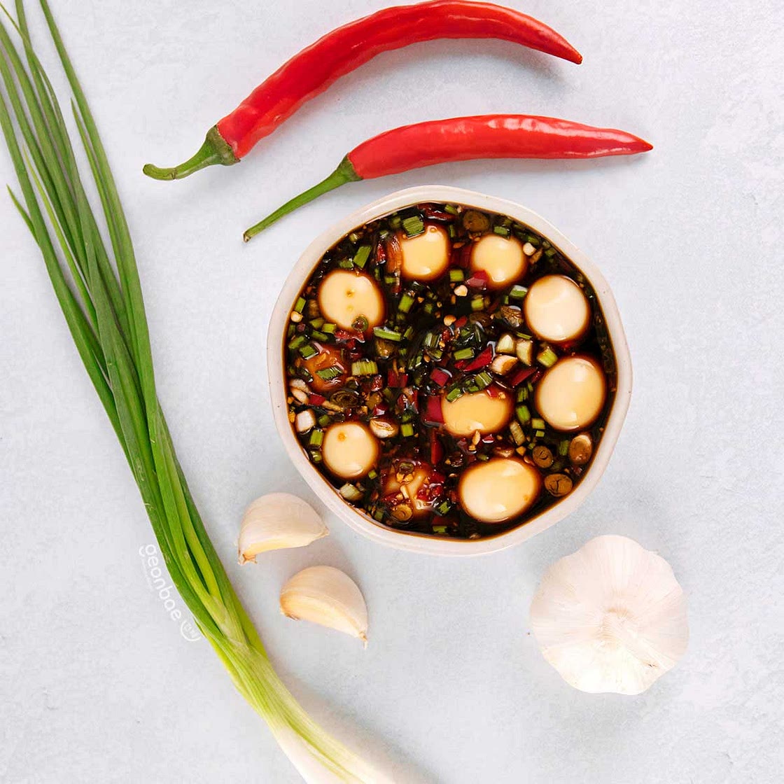 Mechurial Jangjorim (Soy Braised Quail Eggs) 메추리알 장조림