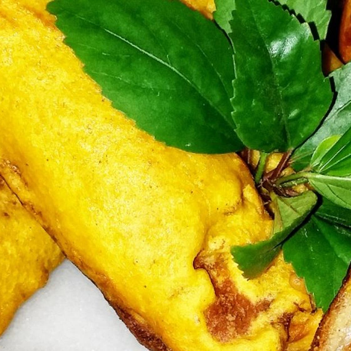 आलू ब्रेड पकौड़ा रोल (Aloo Bread pakoda roll recipe in Hindi)