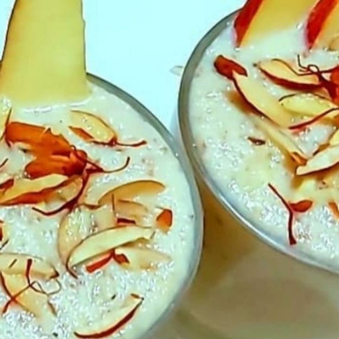 एप्पल स्मूदी (apple smoothie recipe in Hindi)