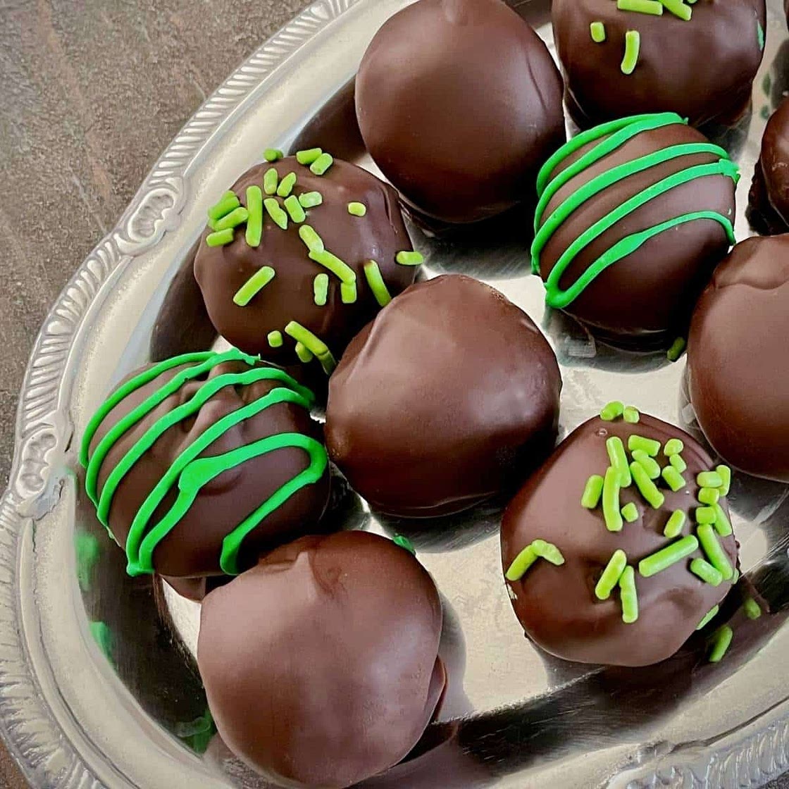 Vegan Thin Mint Truffles