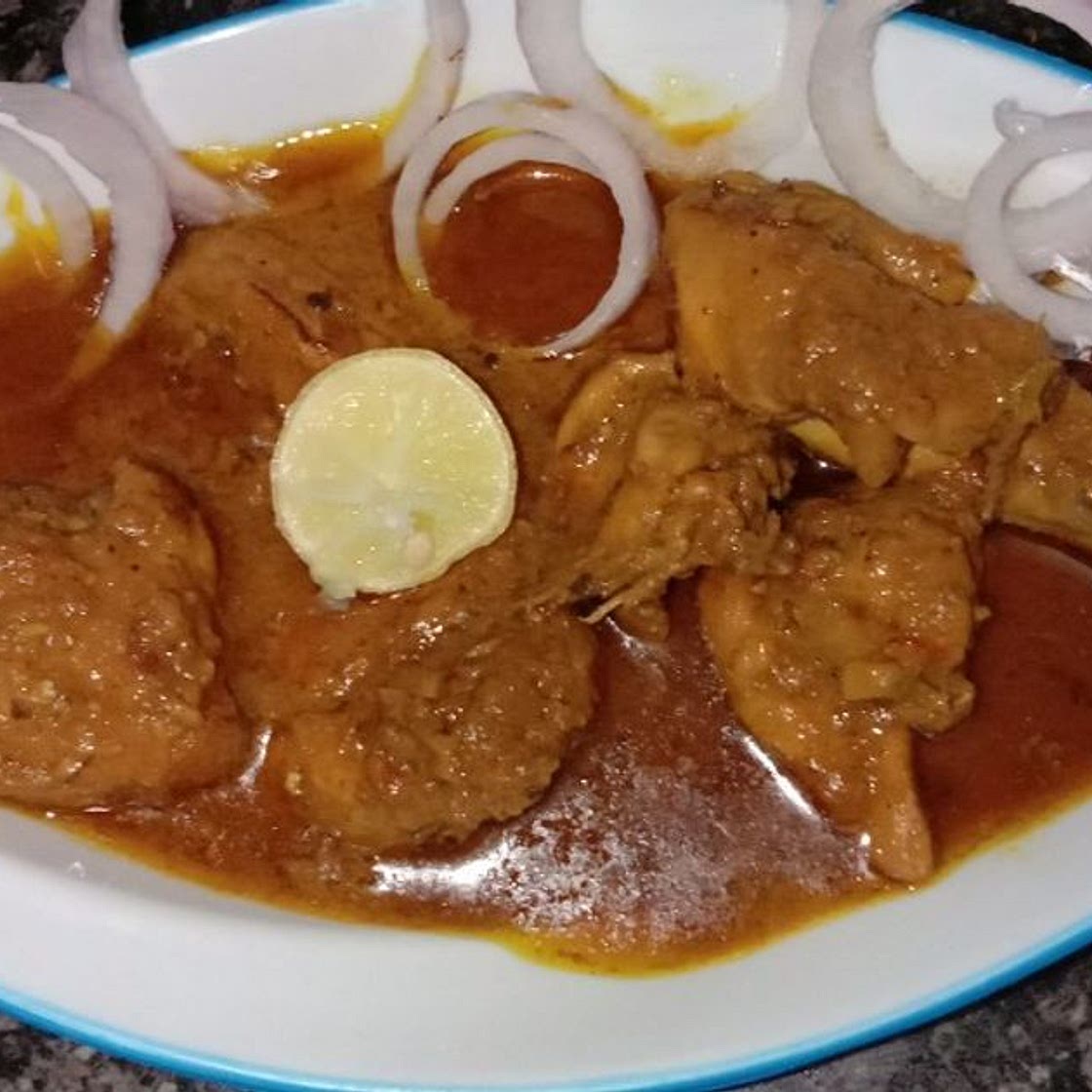 चिकन भूना मसाला (chicken bhuna masala recipe in Hindi)