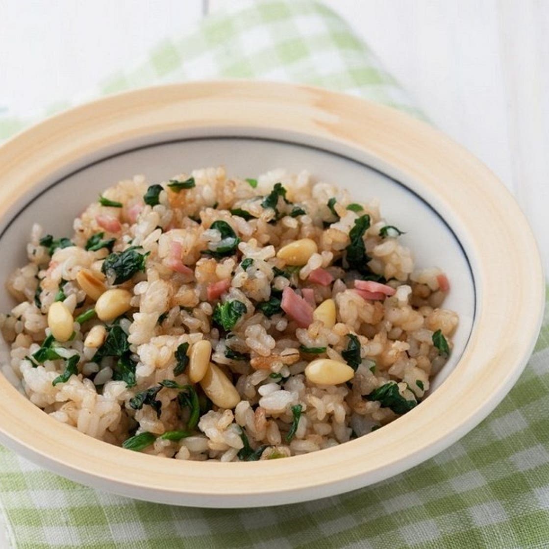 시금치너트볶음밥 만드는 법