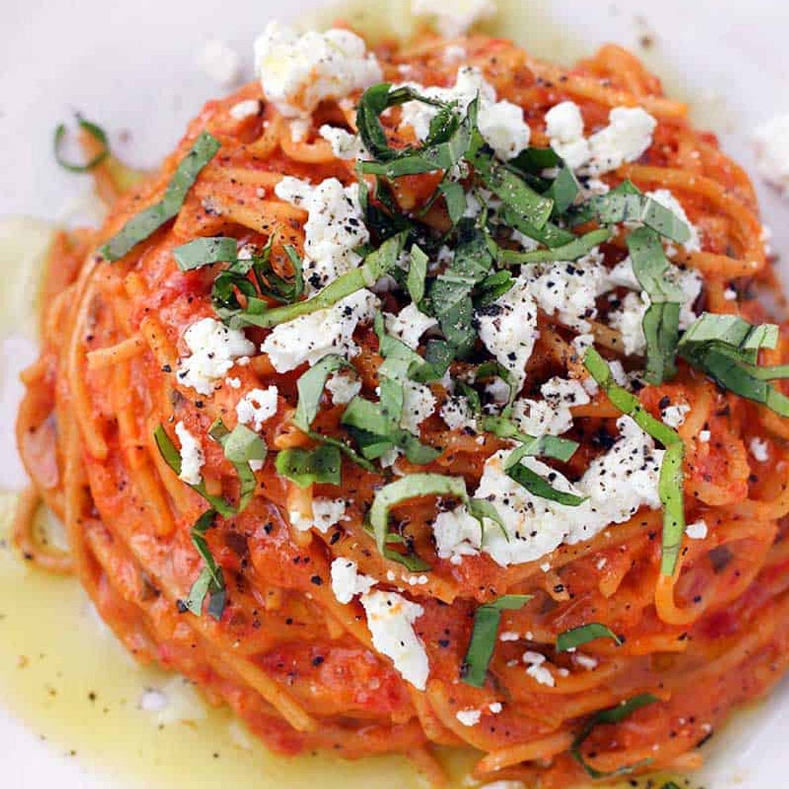 Spaghetti with Roasted Red Pepper Sauce and Goat Cheese