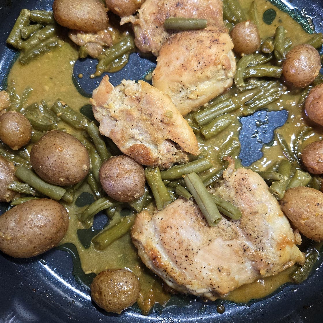 Honey Mustard Chicken & Potatoes (ONE PAN)