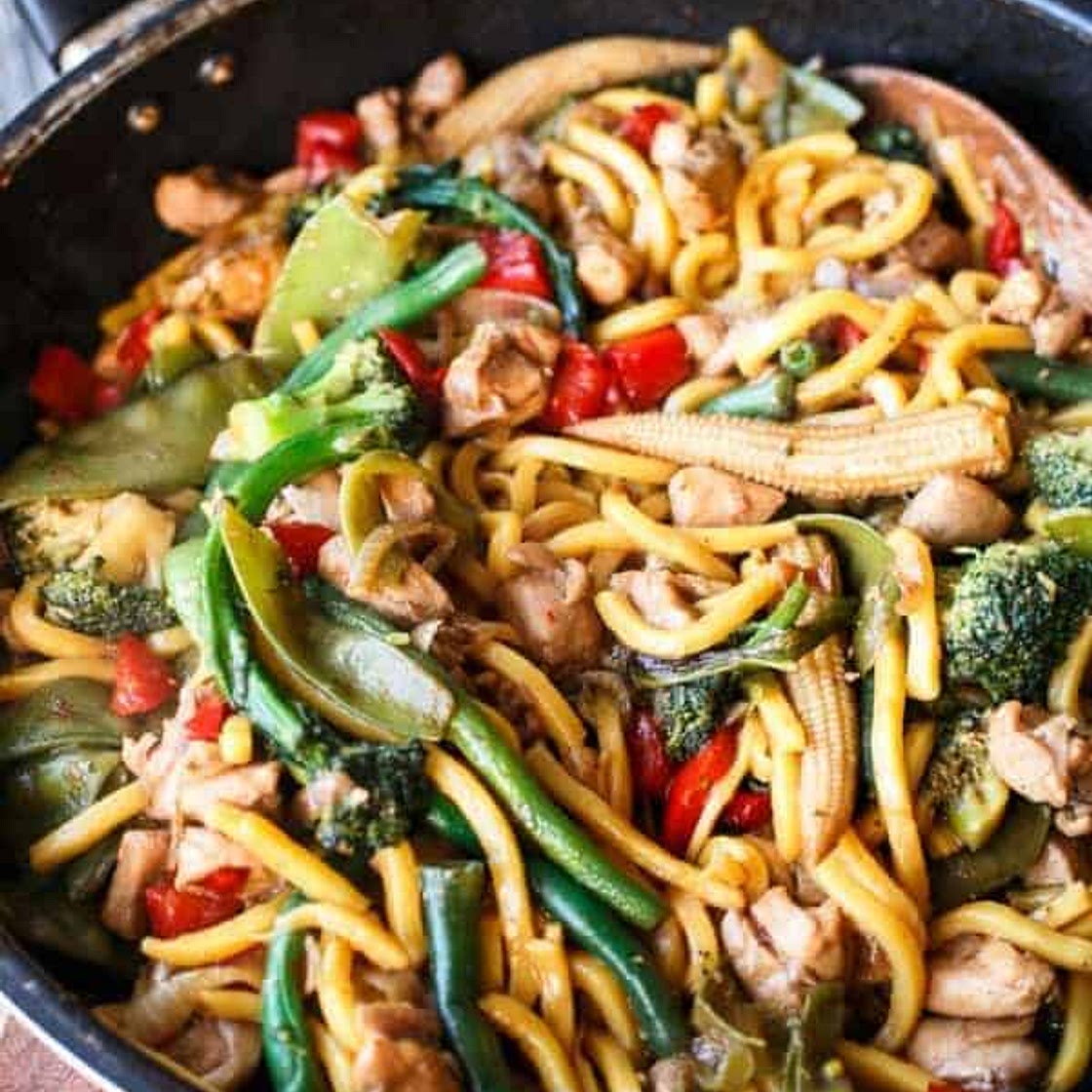 Simple Chicken Noodle Stir Fry