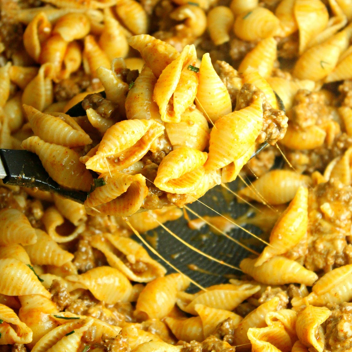 Cheesy Taco Pasta Shells!