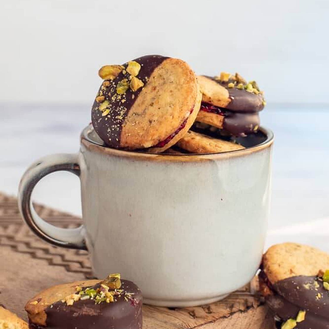 Raspberry Pistachio Biscuits