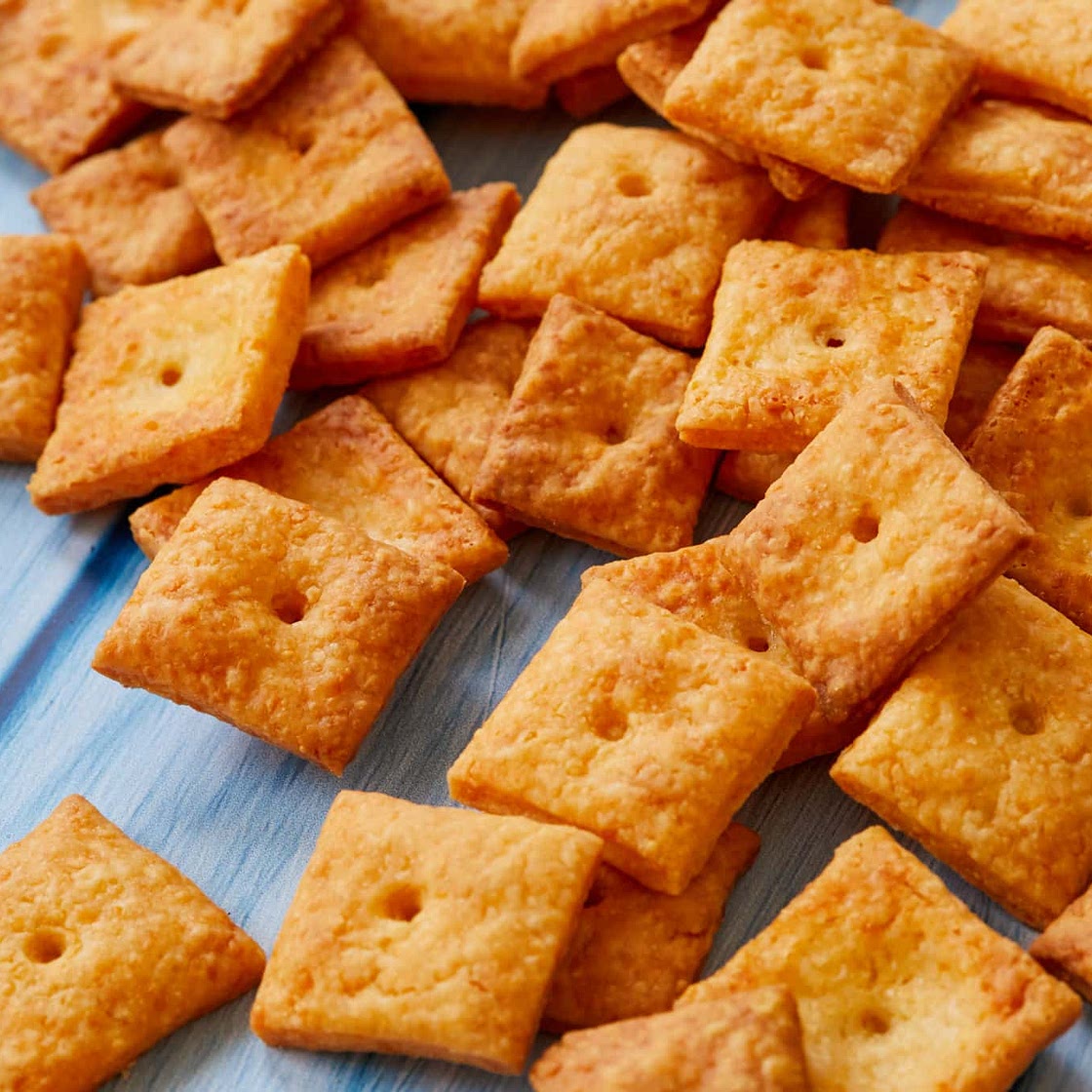 Homemade Cheez-Its