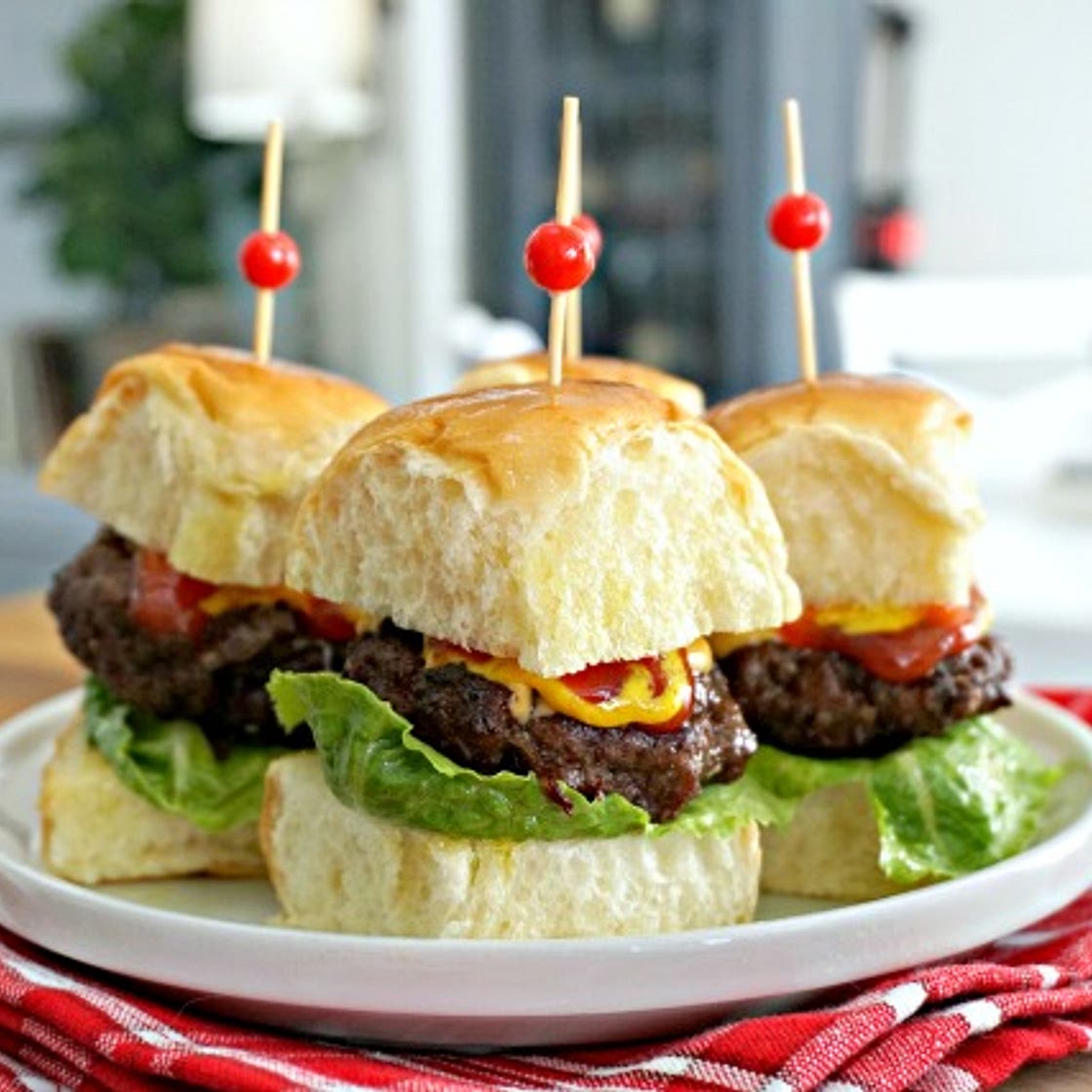 Air Fryer Mini Burgers with Cheese