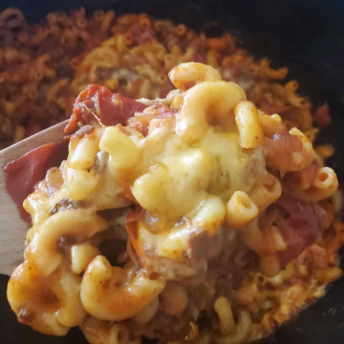 Crock Pot Chili Mac and Cheese Recipe