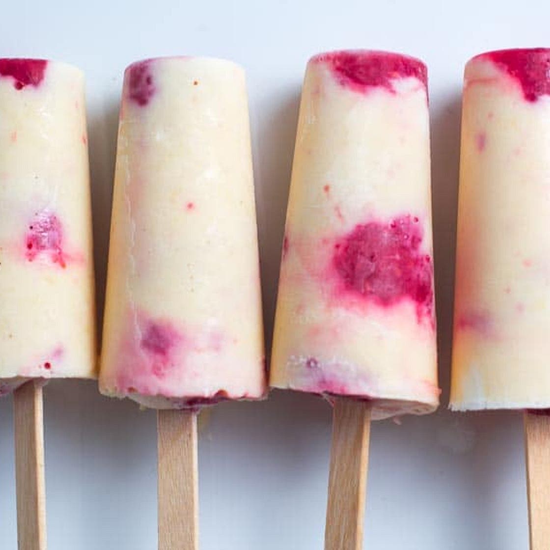 Low FODMAP Peaches and Cream Popsicles with Raspberries