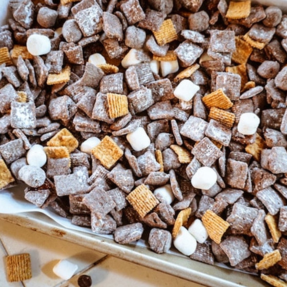 S'mores Puppy Chow