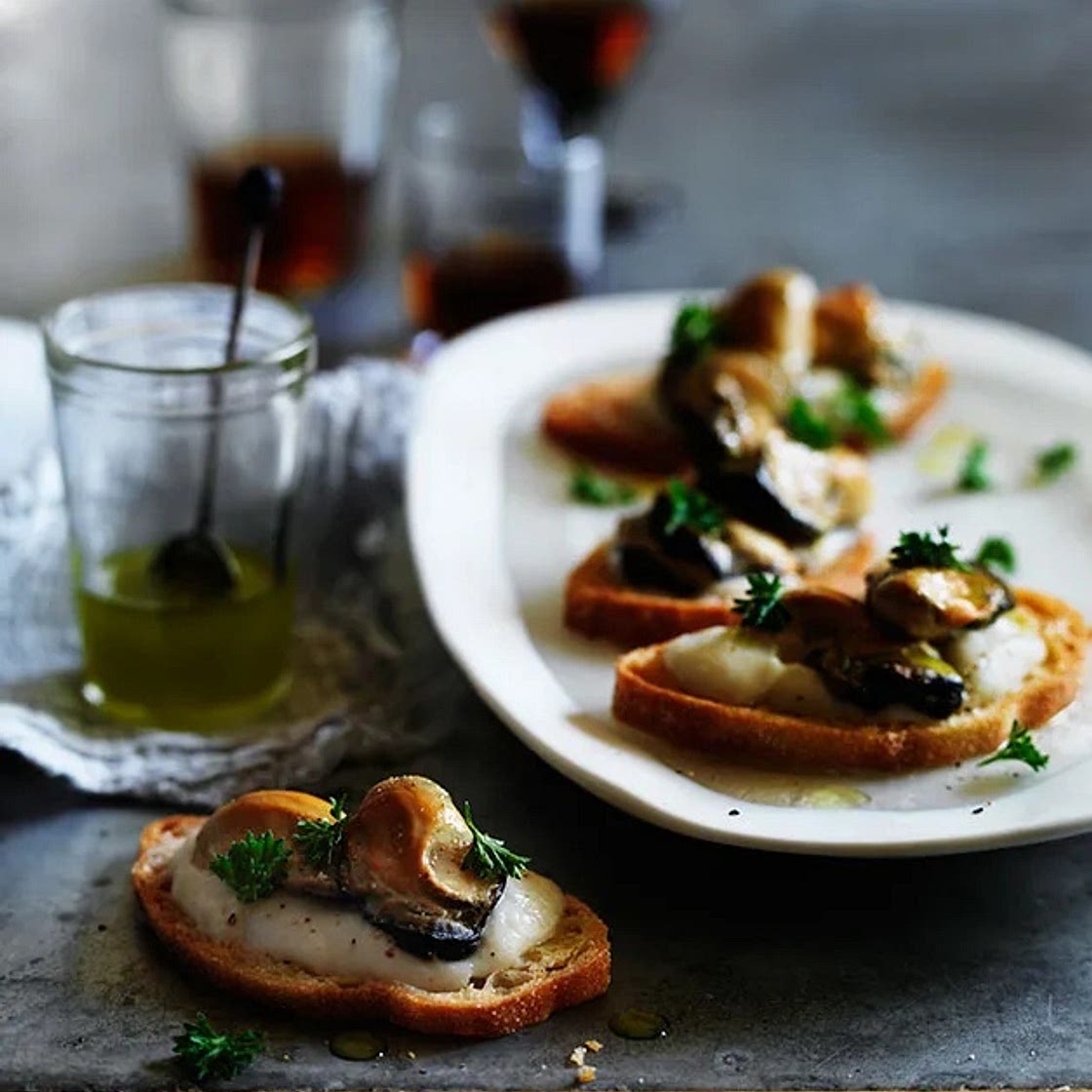 Smoked oyster crostini with cauliflower and fennel cream