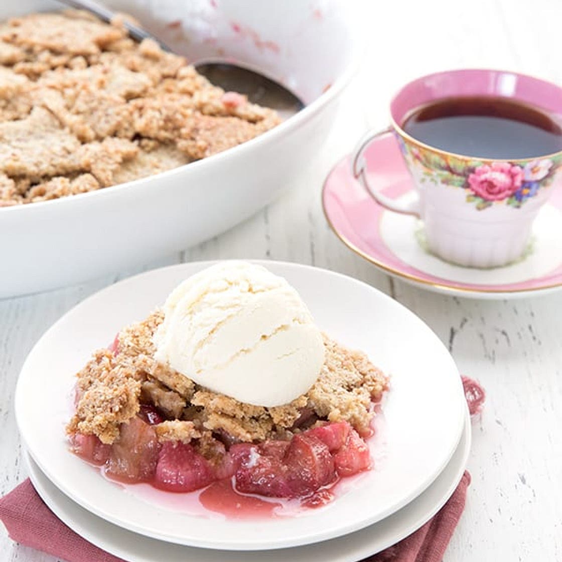 Keto Rhubarb Crisp