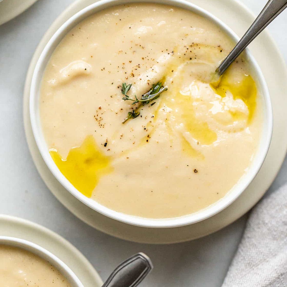 Slow Cooker Cheddar Cauliflower Soup
