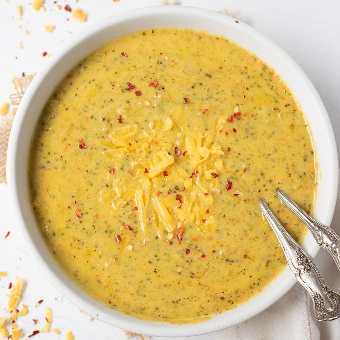Instant Pot Broccoli Cheddar Soup