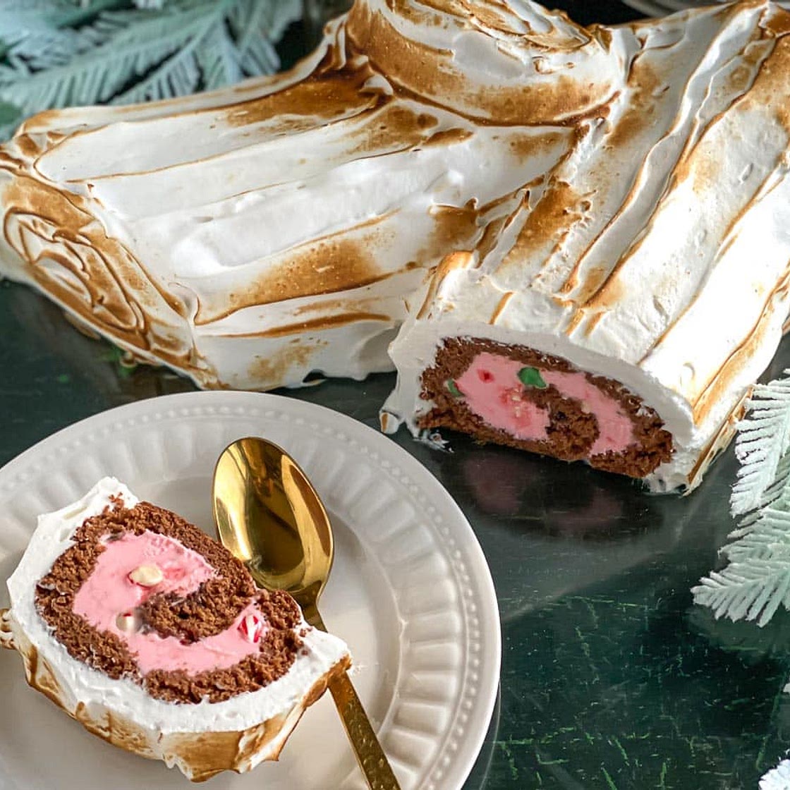 Low FODMAP Frozen Peppermint Bûche de Noël