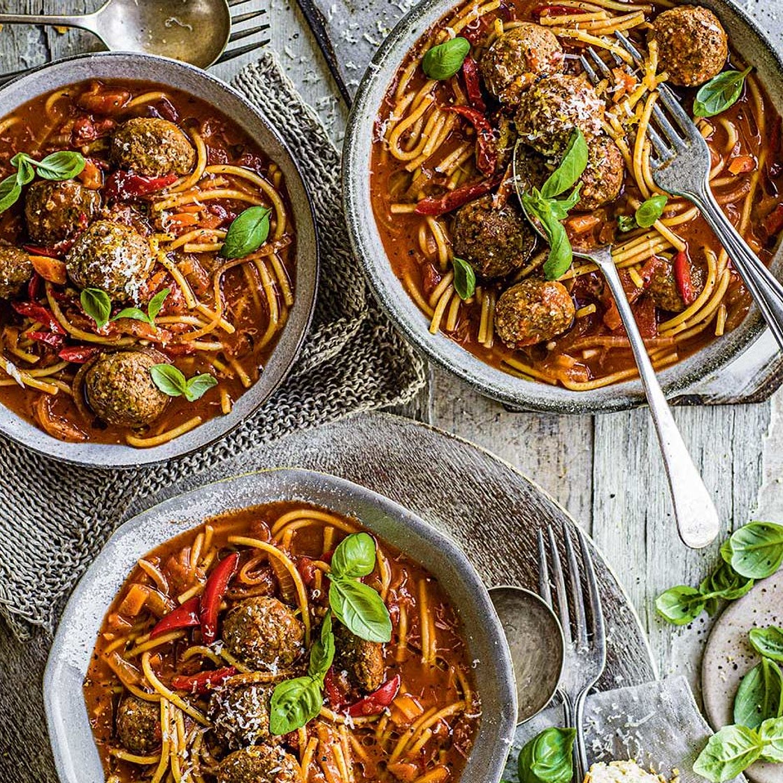 Spaghetti meatball soup