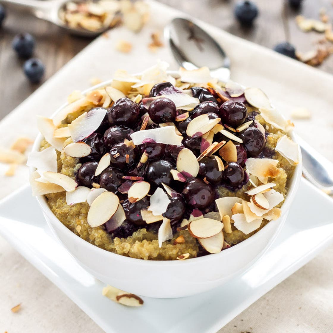 Roasted Blueberry Quinoa Breakfast Bowls