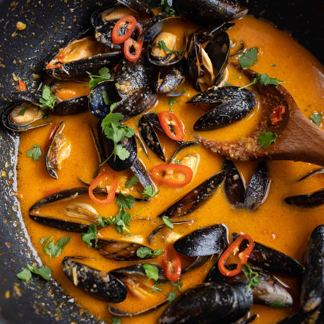 Spicy Coconut Mussels