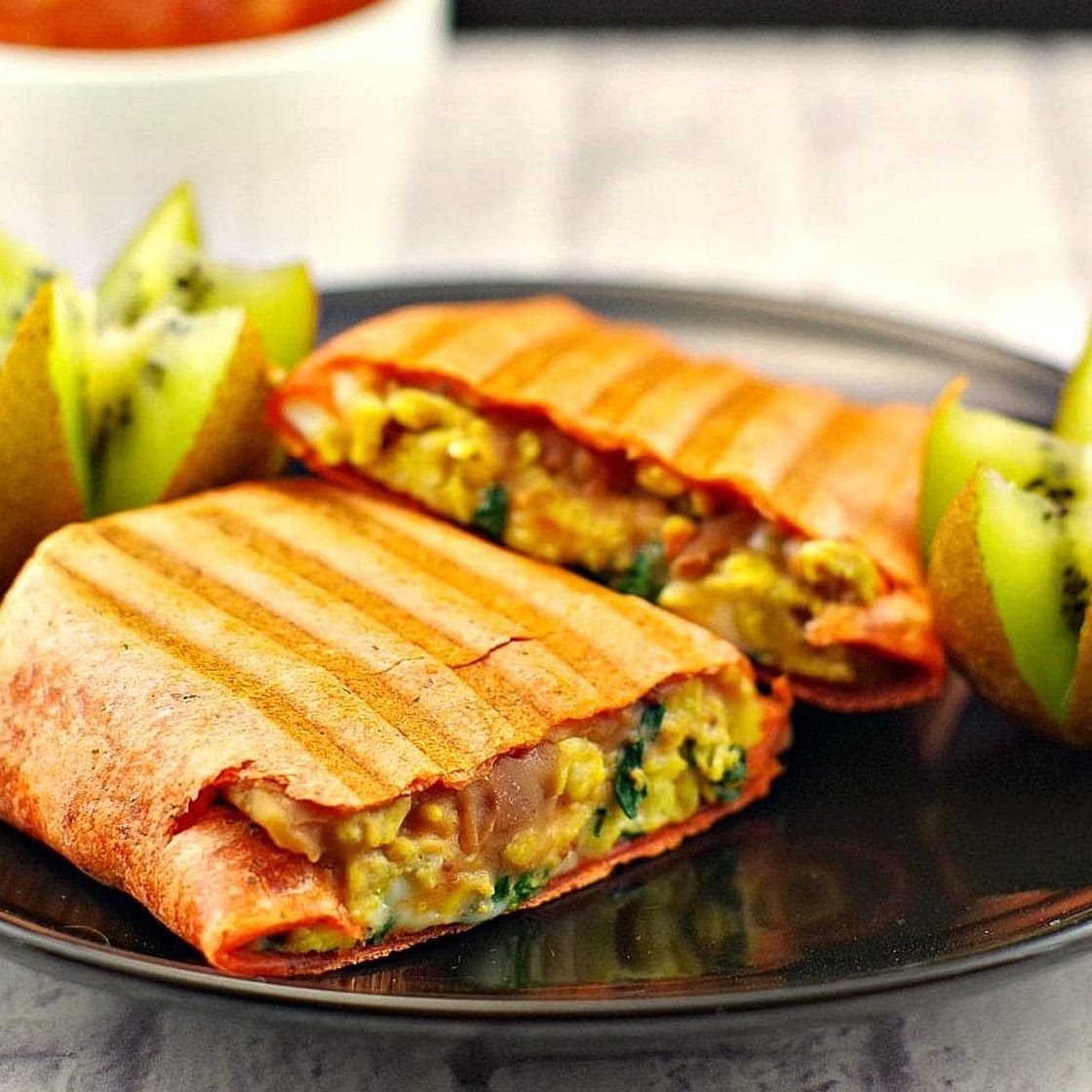 📋 Mediterranean Breakfast Burrito Recipe
