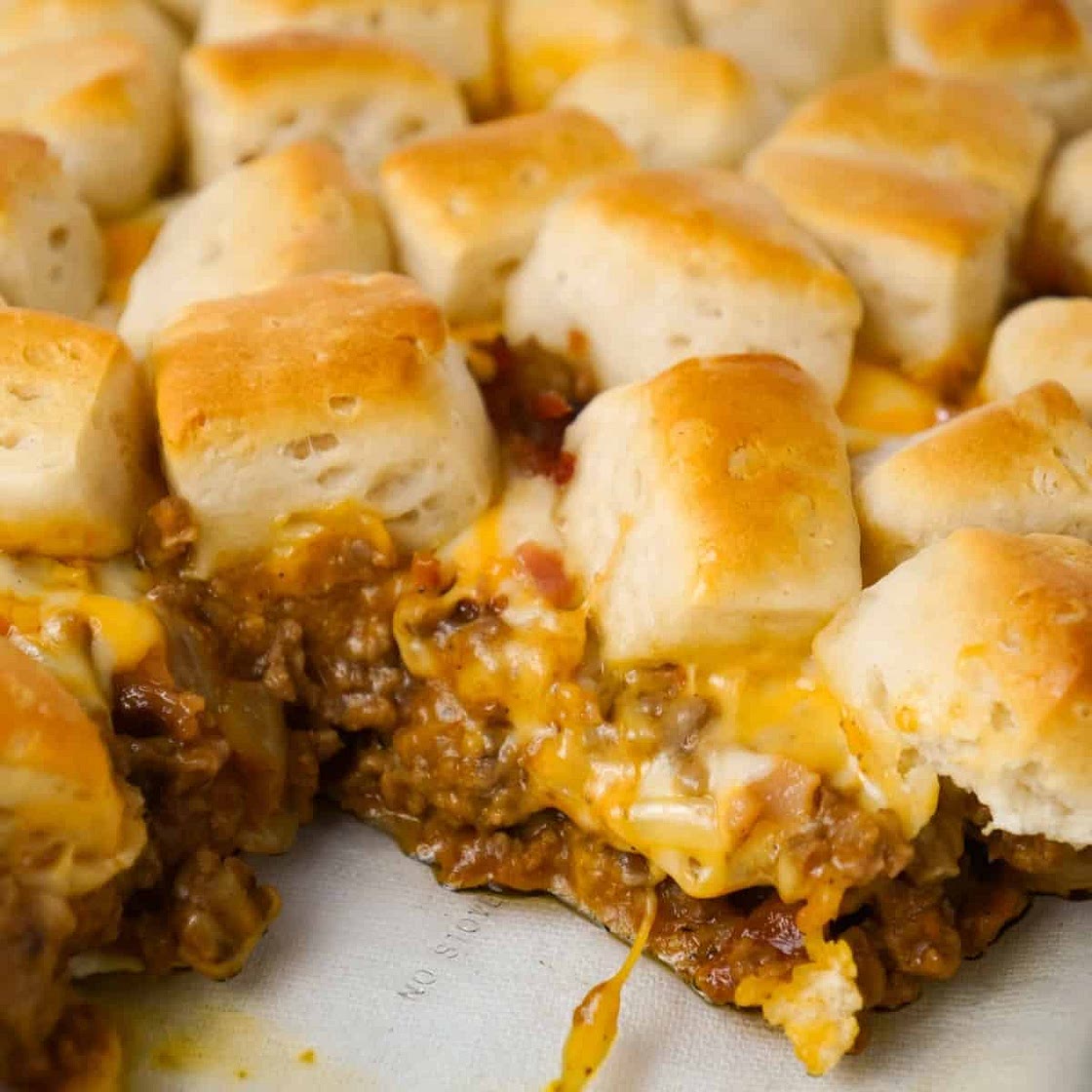 Bacon Cheeseburger Biscuit Casserole