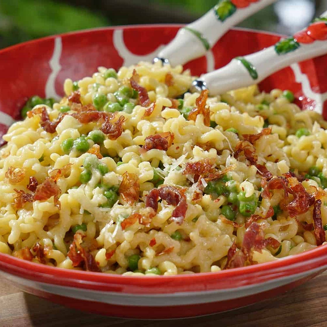 Aglio E Olio with Peas and Prosciutto