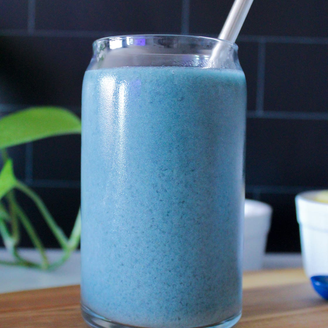Blue Spirulina Smoothie