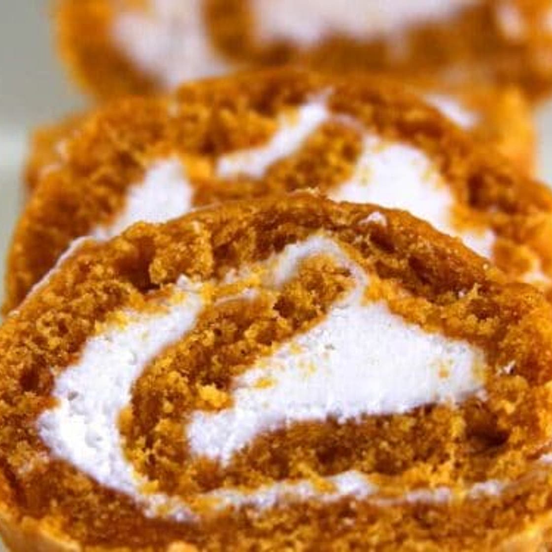 Vegan Pumpkin Cake Roll