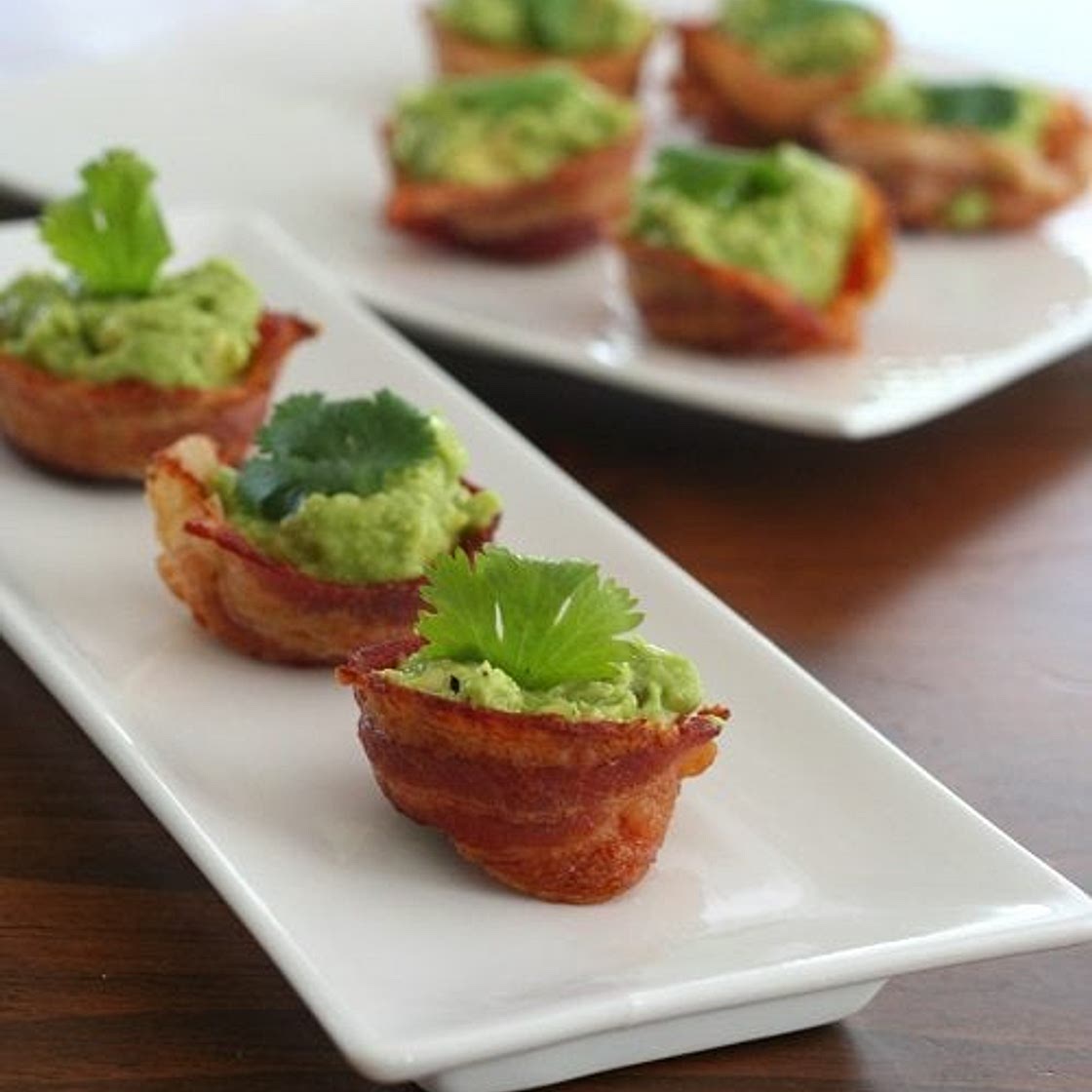 Mini Bacon Guacamole Cups – Low Carb and Gluten-Free