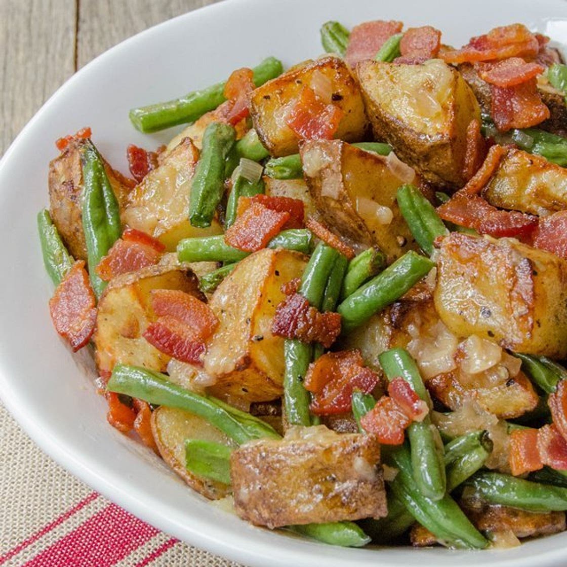Potatoes and Green Beans with Warm Bacon Dressing