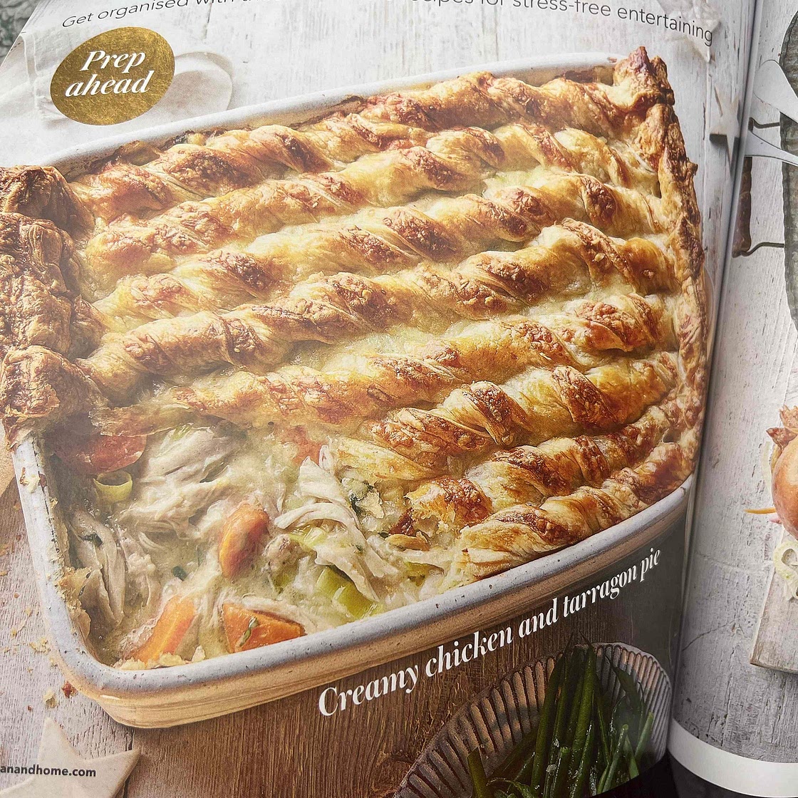 Creamy chicken and tarragon pie