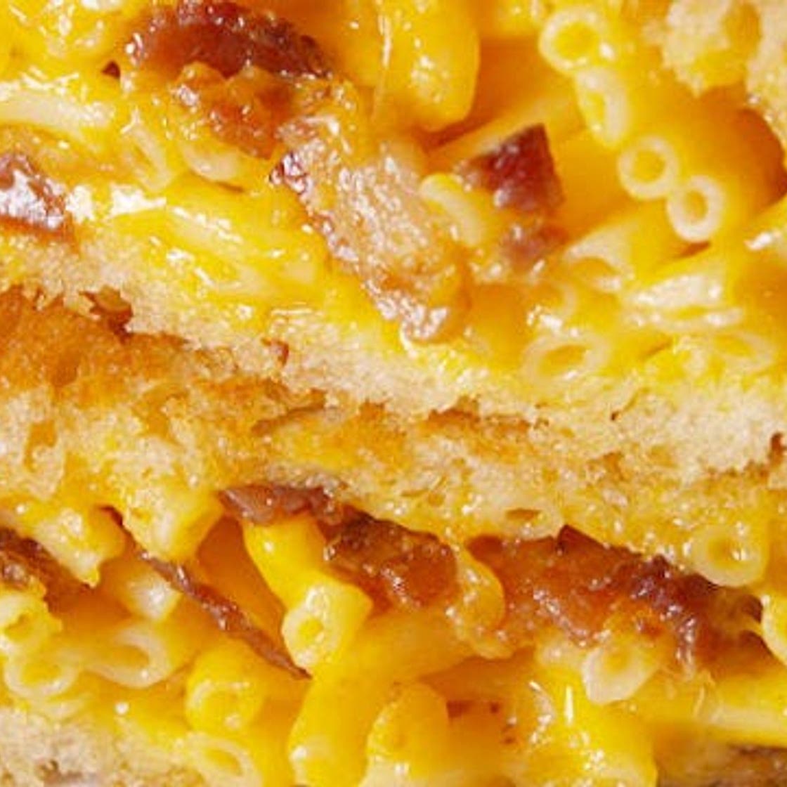 Mac & Cheese Grilled Cheese
