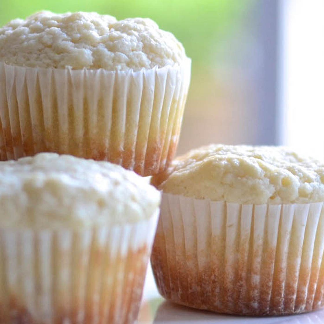 Lemon, Almond & Ricotta Mini Muffins