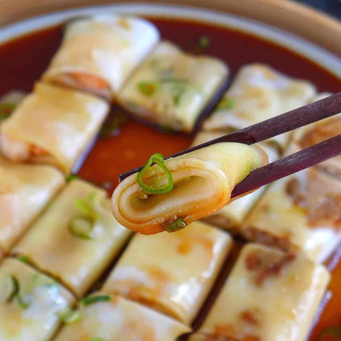 Cheung Fun, Steamed Rice Noodle Rolls (肠粉)