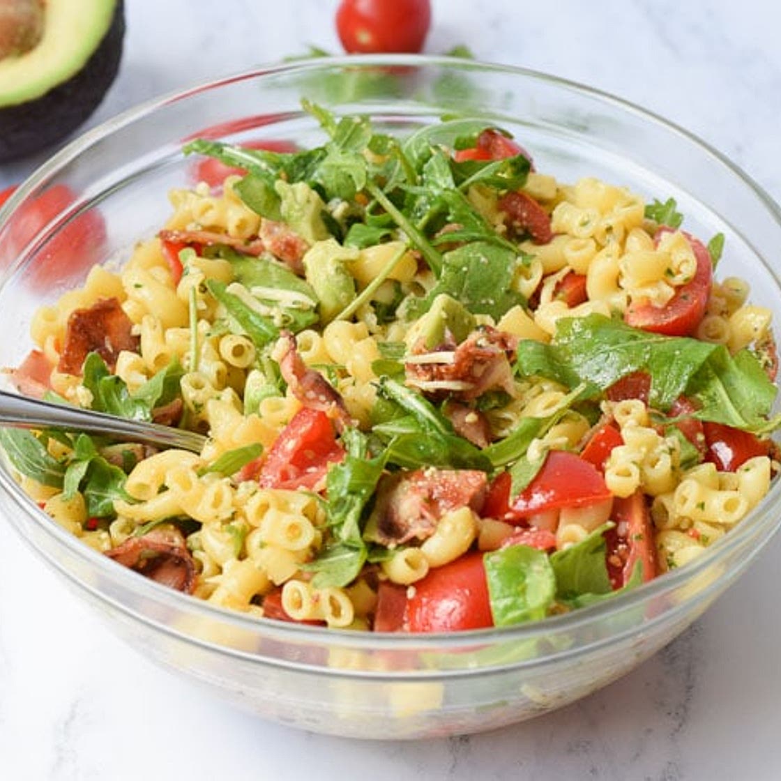Low FODMAP BLT pasta salad