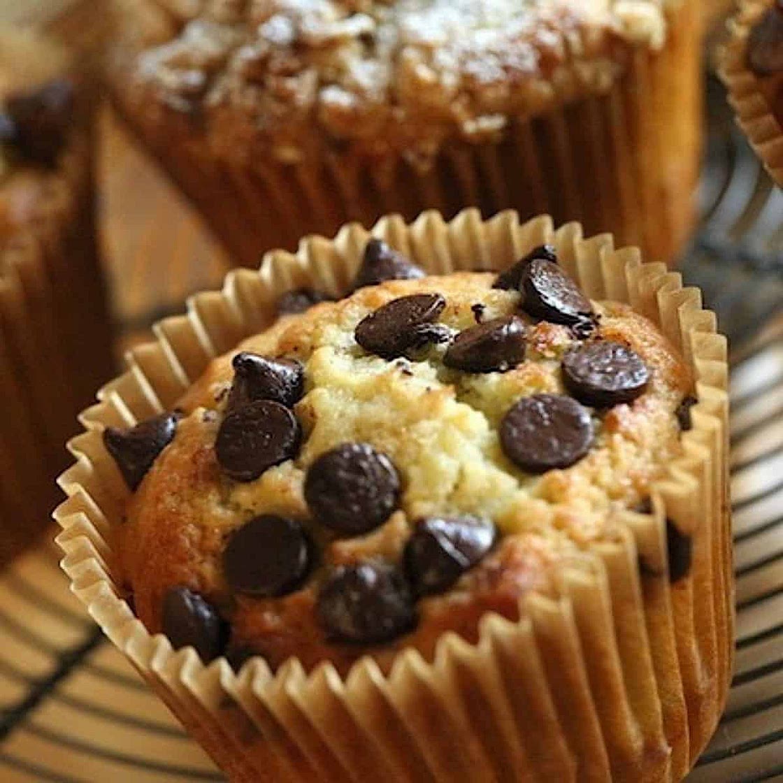 Banana Muffin Recipe with 3 Toppings