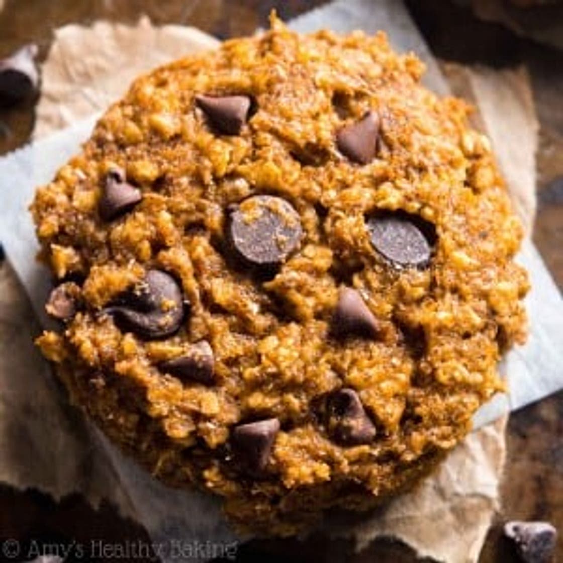 Healthy Pumpkin Chocolate Chip Oatmeal Cookies