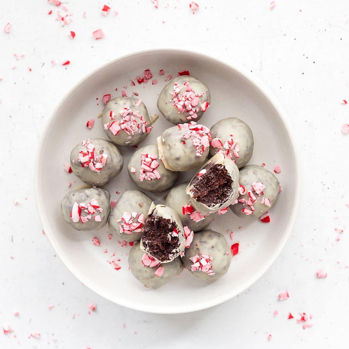 Chocolate Peppermint Protein Balls (Refined Sugar-Free, No Bake, High Protein, Vegan)