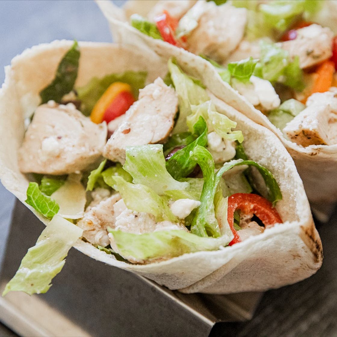 Greek Chicken Pita Pockets