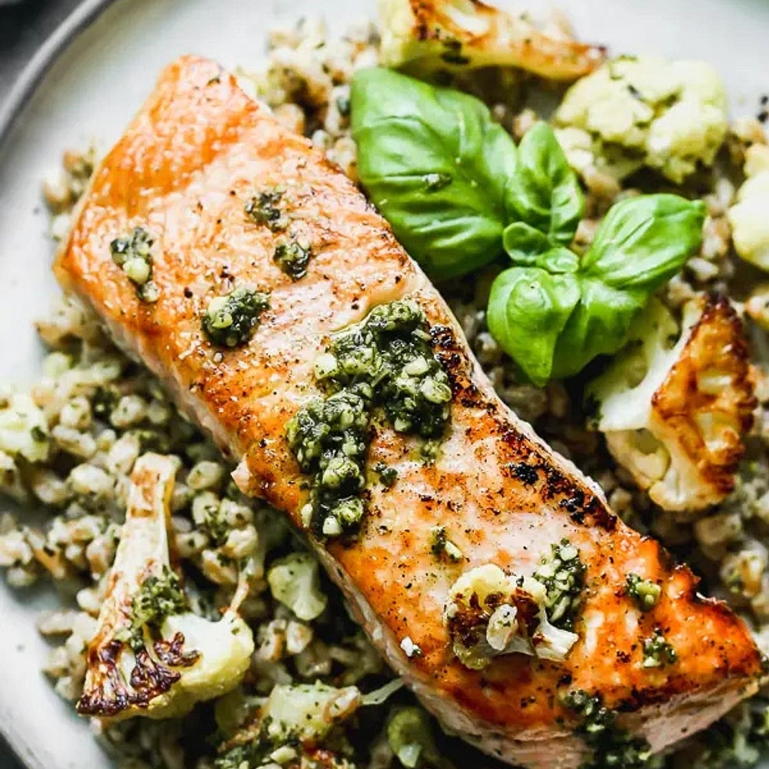 Salmon with Pesto and Roasted Cauliflower (5 ingredients!)