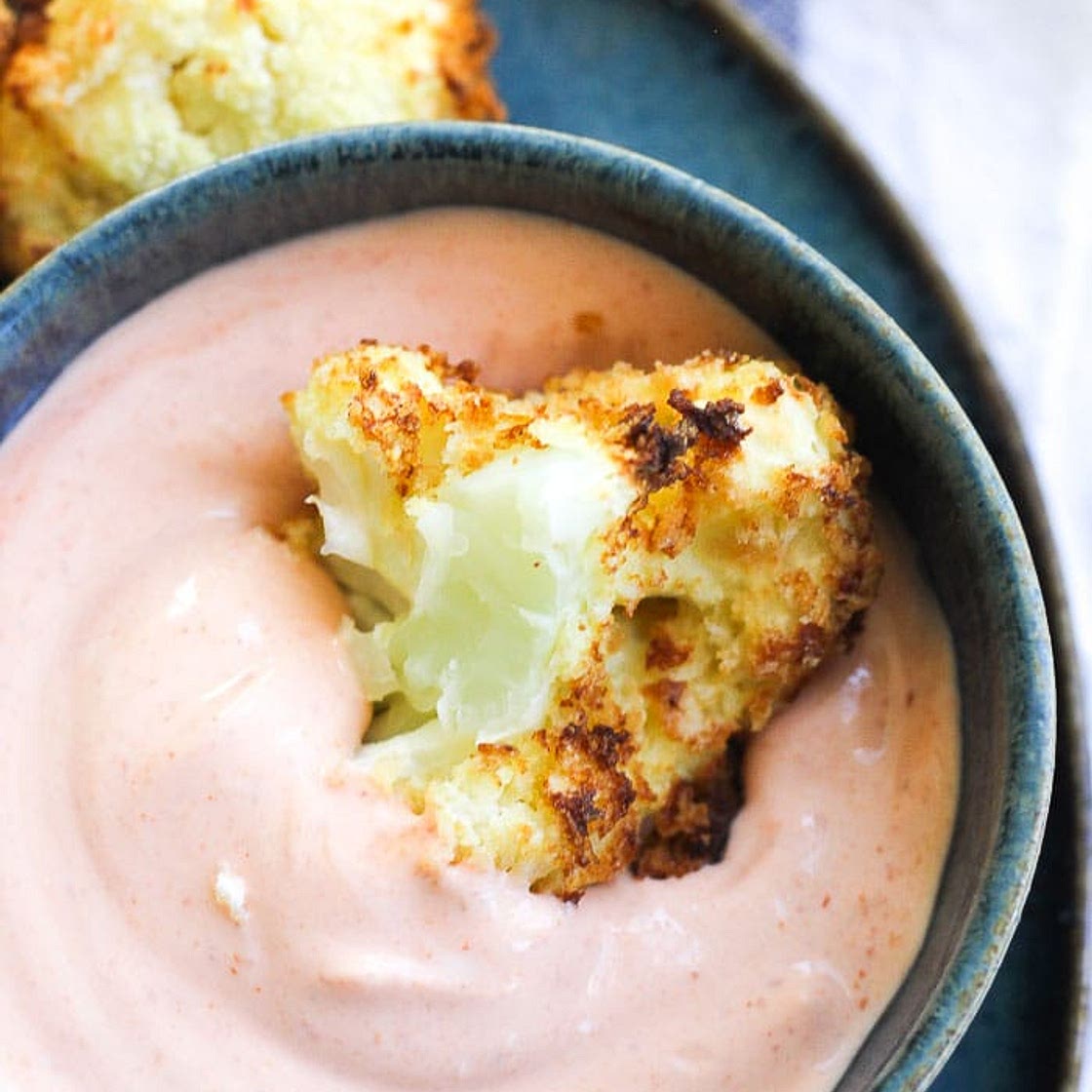 Air fryer Buffalo Cauliflower bites