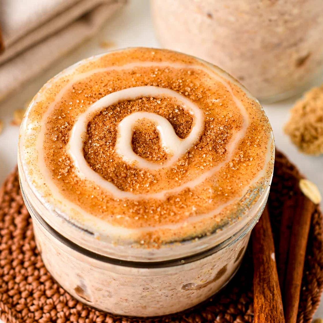 Cinnamon Roll Overnight Oat