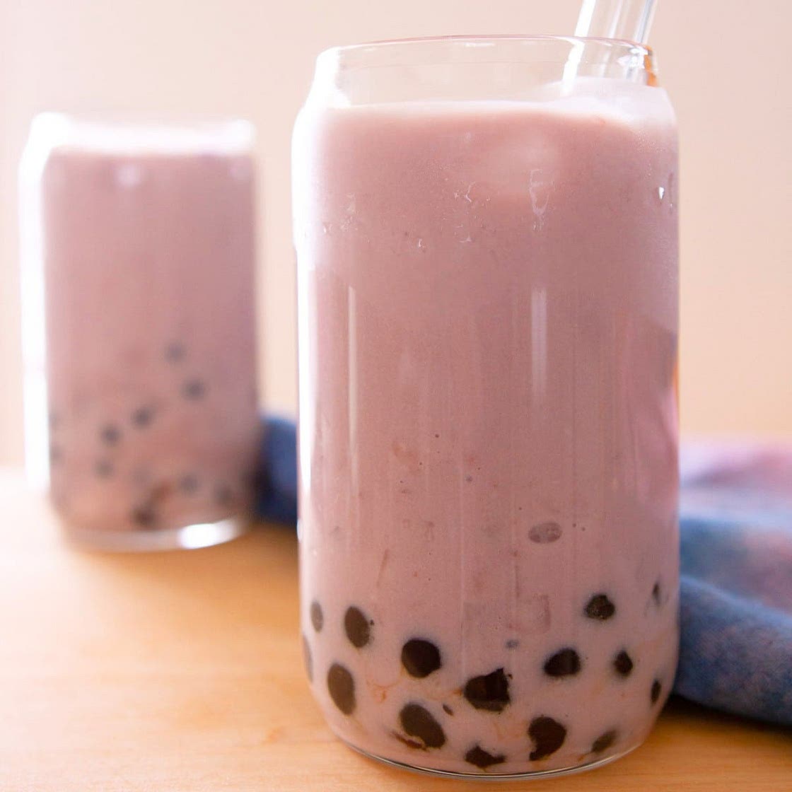 taro boba milk tea 芋頭奶茶 (Taiwanese taro bubble tea)