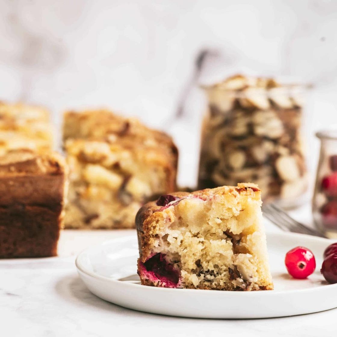 Cranberry and Almond Mascarpone Cake