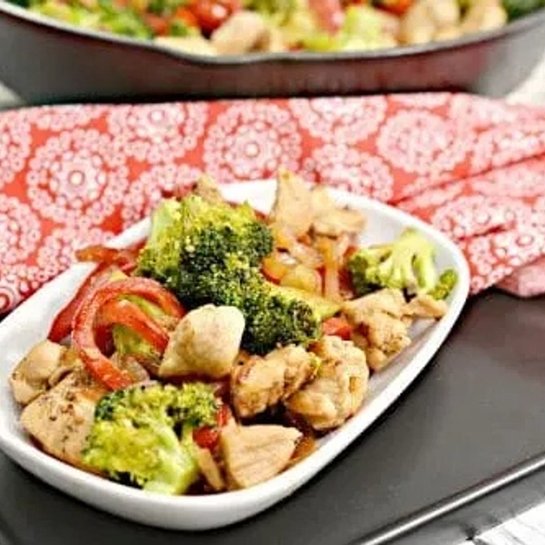 Keto Chicken Stir Fry Skillet