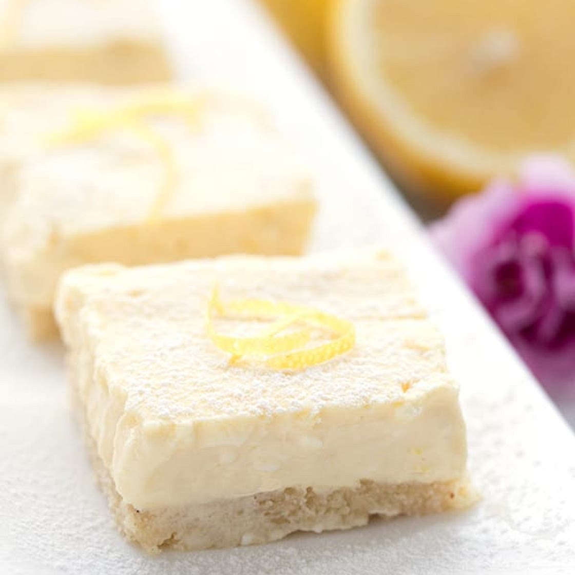 Keto Lemon Cheesecake Bars