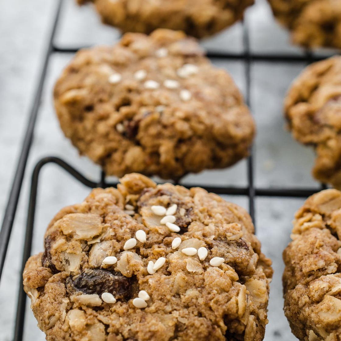 Tahini Oatmeal Raisin Cookies