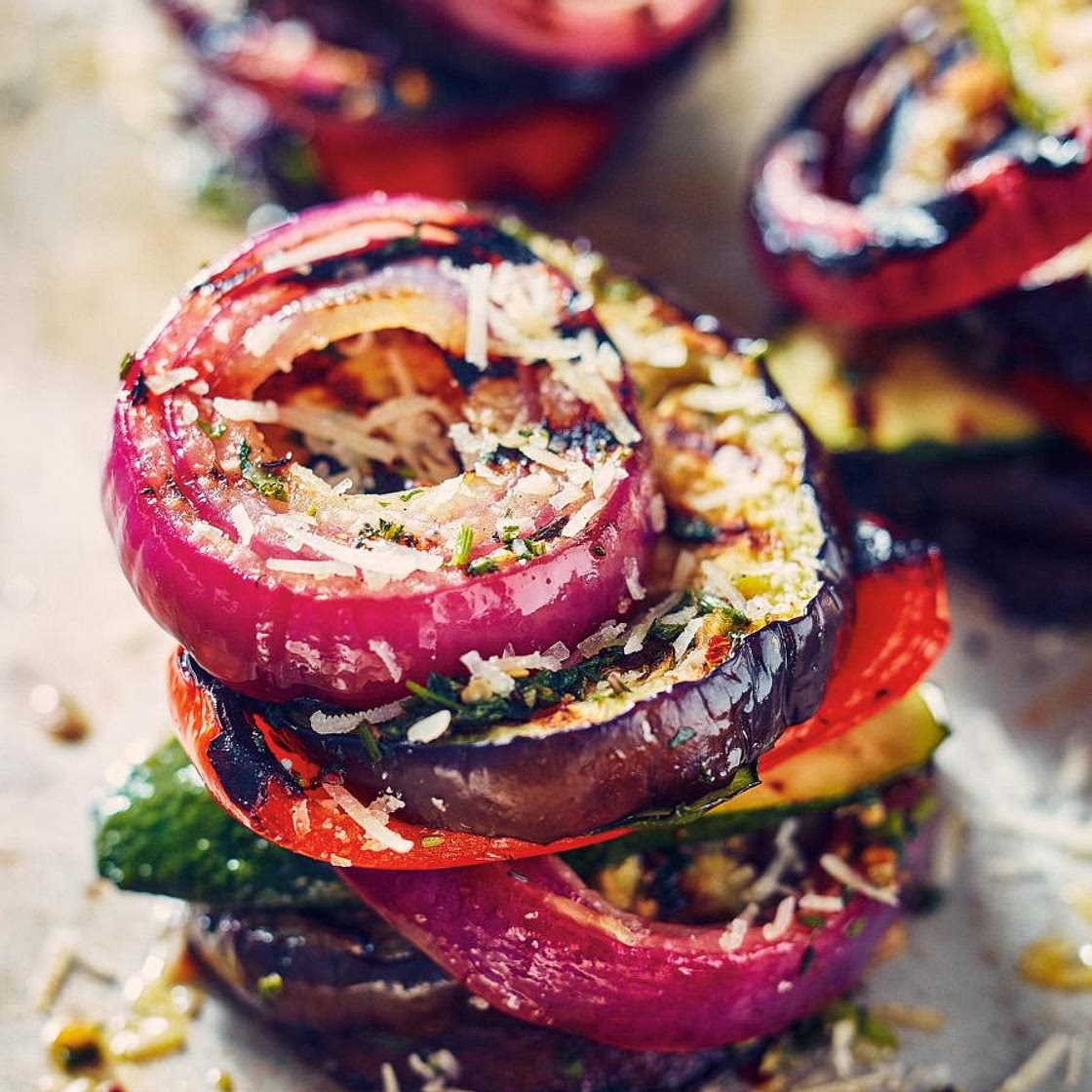 Étagés de légumes grillés aux fines herbes